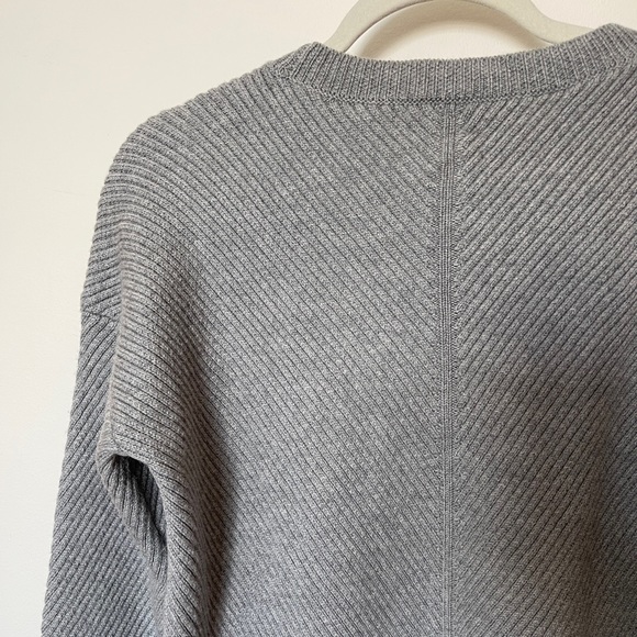 Aritzia Wilfred Free cable knit sweater, grey, size small - Picture 3 of 10